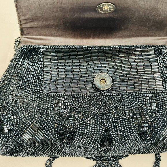 🌙 Dark Silver Vintage Beaded Evening Clutch – Italian Beads & Satin Elegance - Picture 7 of 12